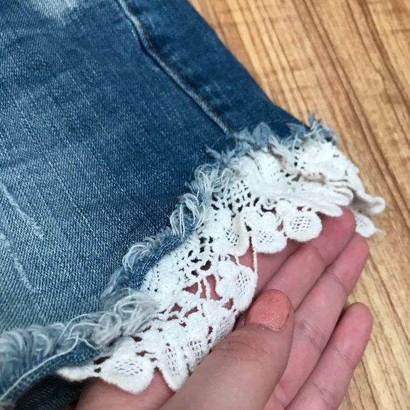 Aeropostale jean shorts. - Picture 3 of 4